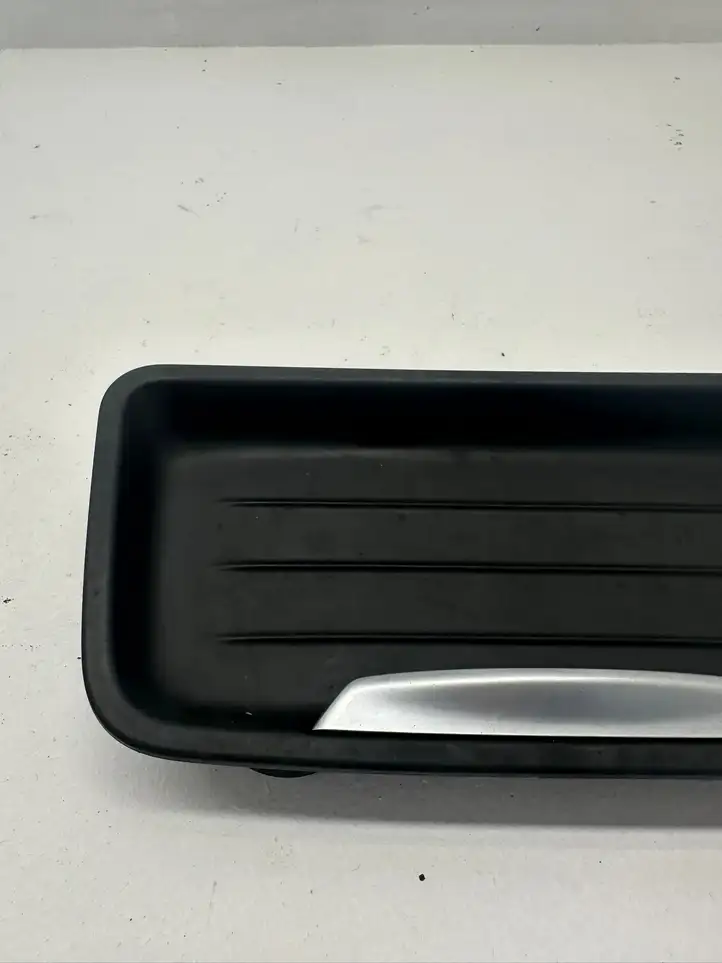 BMW 3 F30 F35 F31 (2012 - 2018) 9232068 Прочие детали салона — фото 5