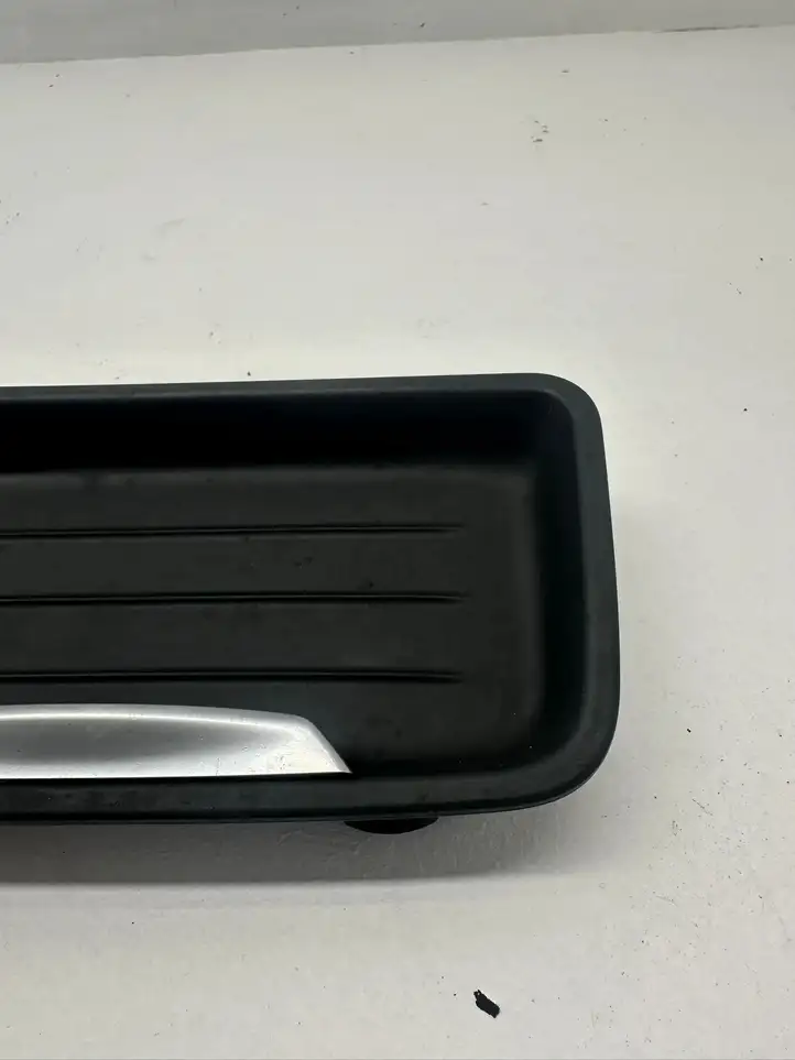 BMW 3 F30 F35 F31 (2012 - 2018) 9232068 Прочие детали салона — фото 6