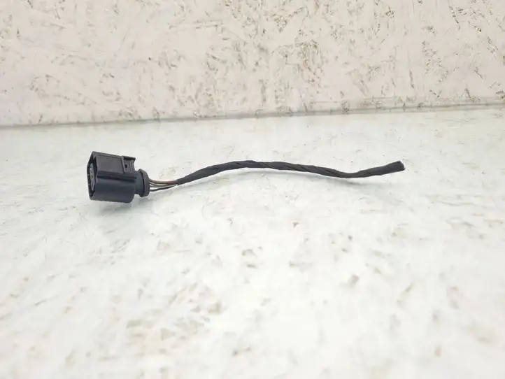Audi A4 S4 B8 8K (2007 - 2011) 8K0973704 Прочая электропроводка — фото 2