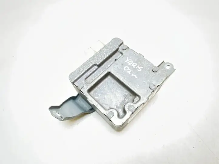 Toyota Yaris (1999 - 2003) 896500D030 Блок управления усилителем руля — фото 3