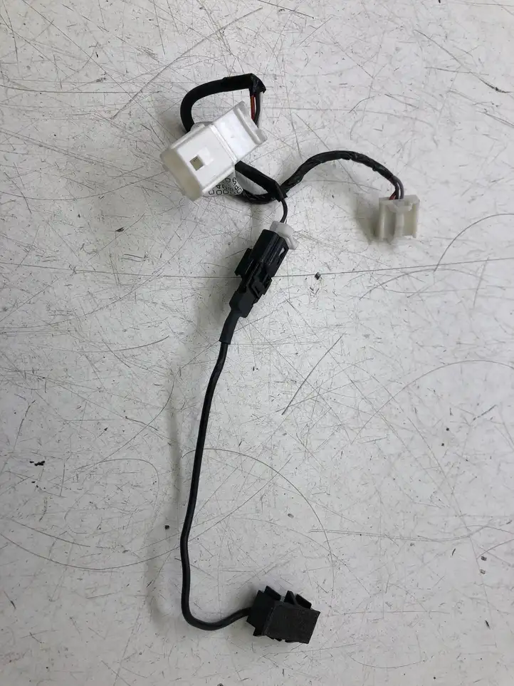 Nissan Qashqai (2013 - 2017) 165029480 Прочая электропроводка — фото 1