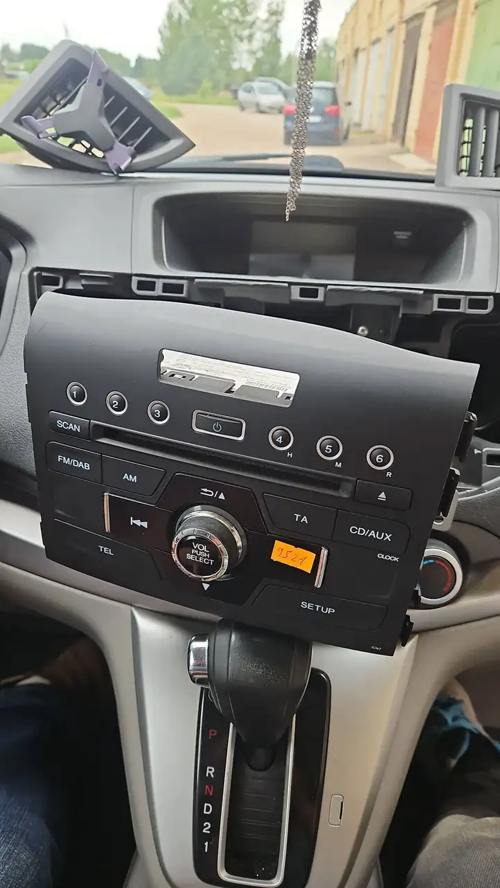 Honda CR-V (2012 - 2016) 39100T1GG210M1 Магнитола / мультимедийная система — фото 1
