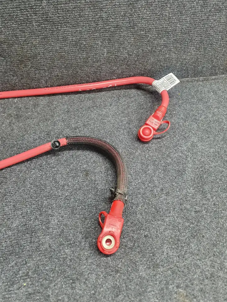 BMW 3 F30 F35 F31 (2012 - 2018) 9387147 Плюсовой провод аккумулятора — фото 2