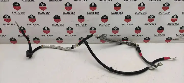 BMW 1 F20 F21 (2011 - 2019) 8584698 Плюсовой провод аккумулятора — фото 1