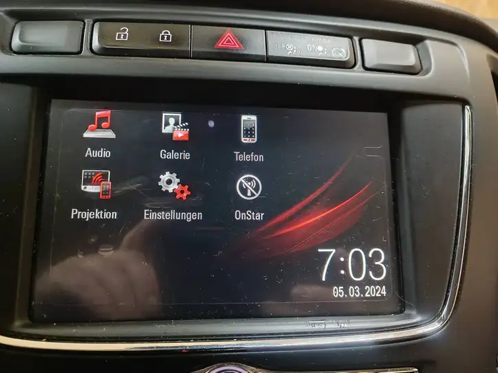 Opel Zafira C (2016 - 2019) 555343750 Магнитола / мультимедийная система — фото 1