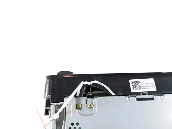Skoda Fabia Mk3 (NJ) (2015 - 2021) 6V0035871 Магнитола / мультимедийная система — фото 4