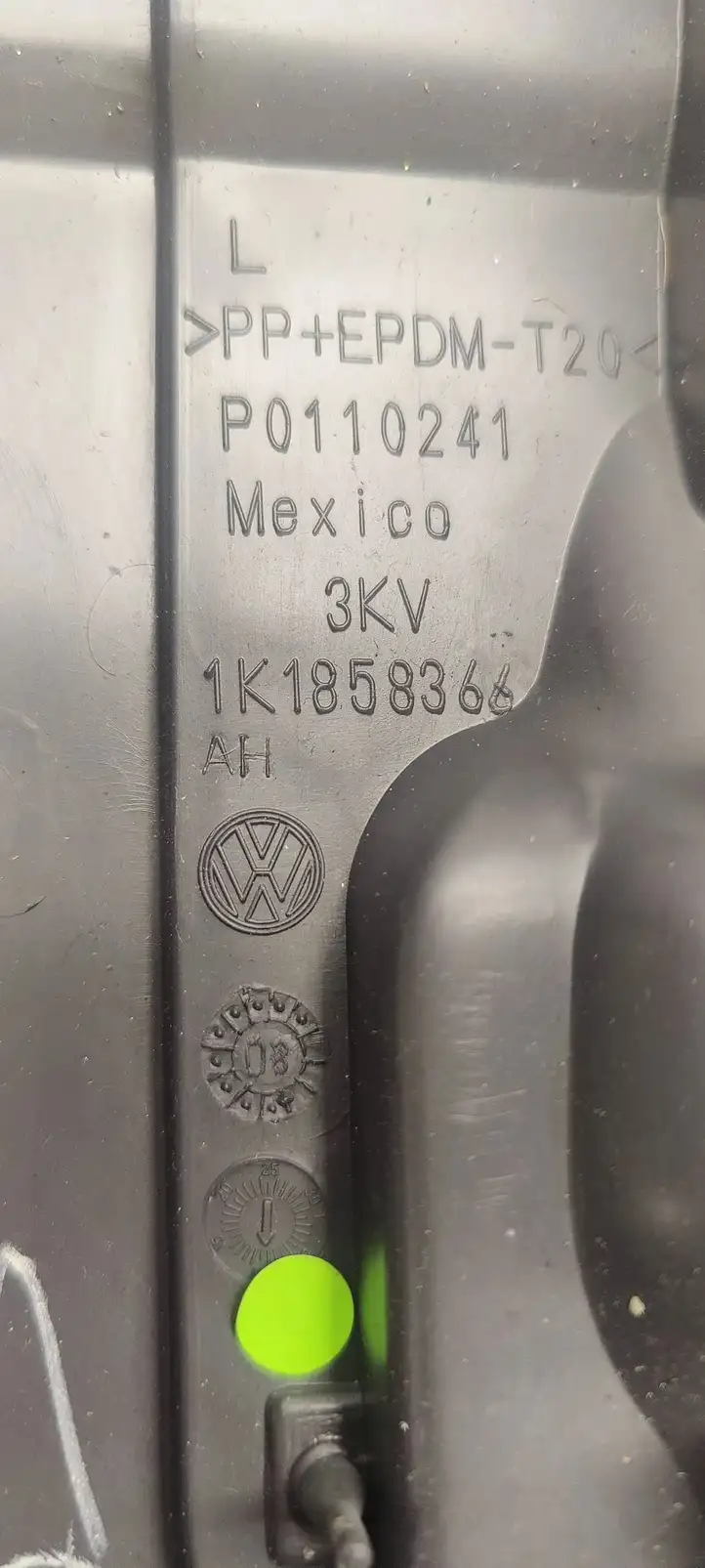 Volkswagen Golf V (2003 - 2009) 1K1858366 Прочие детали салона — фото 5