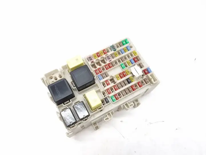 Nissan Rogue (2020 - )  243506RA0C Блок предохранителей