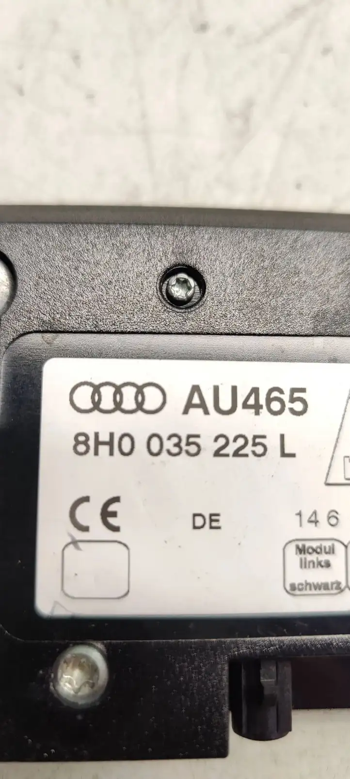 Audi A4 S4 B7 8E 8H (2004 - 2009) 8H0035225L Усилитель антенны — фото 4