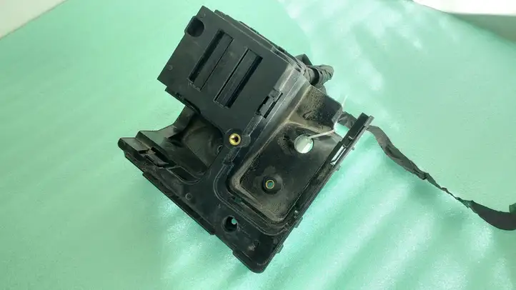 Volkswagen Sharan (2010 - 2015) 1K0907361B Крышка ящика предохранителей — фото 3