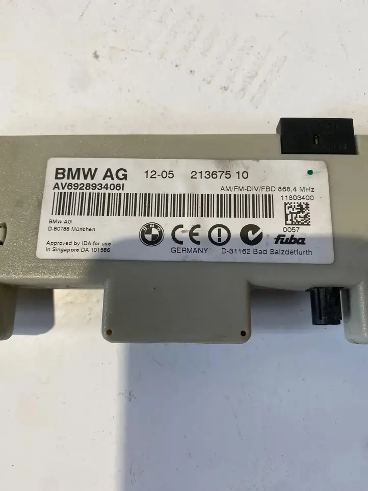 BMW 3 E90 E91 (2005 - 2012) 6928934 Усилитель антенны — фото 6