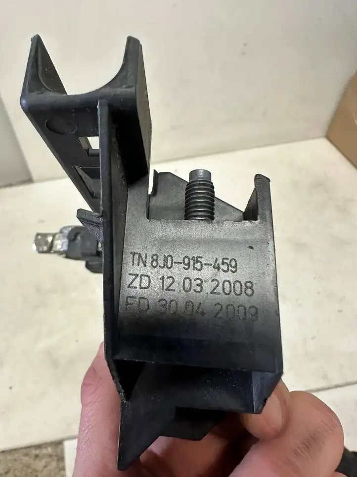 Audi A4 S4 B8 8K (2007 - 2011) 8J0915459 Плюсовой провод аккумулятора — фото 5