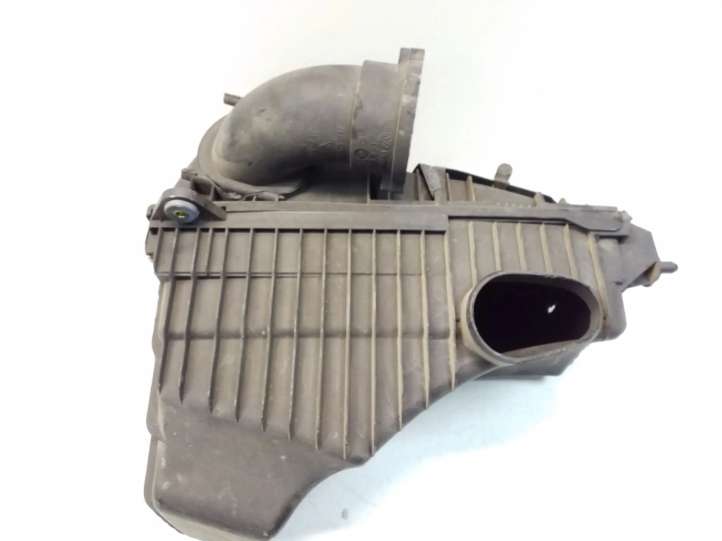 7L0129607 Volkswagen Touareg I Oro filtro dėžė