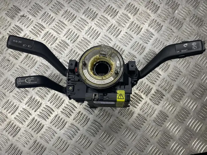 Volkswagen PASSAT B6 (2005 - 2010) 3C0953549A Датчик угла поворота руля — фото 1
