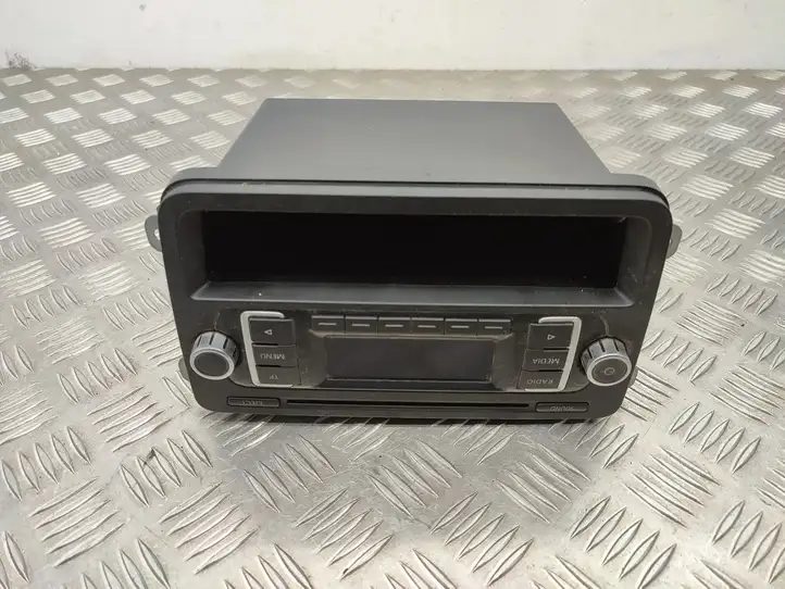 Volkswagen Transporter-Caravelle (2009 - 2015)  7E0035156B Радио/ проигрыватель CD/DVD / навигация