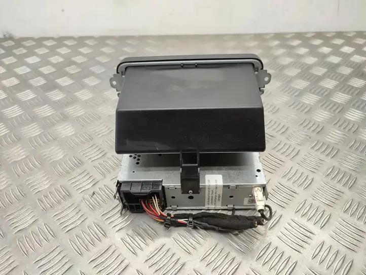 Volkswagen Transporter-Caravelle (2009 - 2015)  7E0035156B Радио/ проигрыватель CD/DVD / навигация