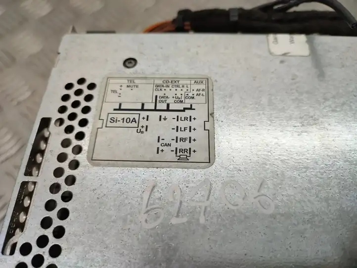 Volkswagen Transporter-Caravelle (2009 - 2015)  7E0035156B Радио/ проигрыватель CD/DVD / навигация