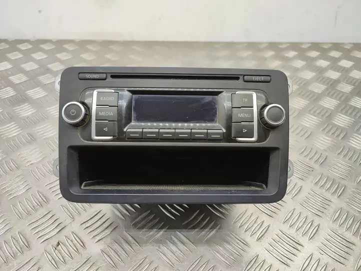 Volkswagen Transporter-Caravelle (2009 - 2015)  7E0035156B Радио/ проигрыватель CD/DVD / навигация