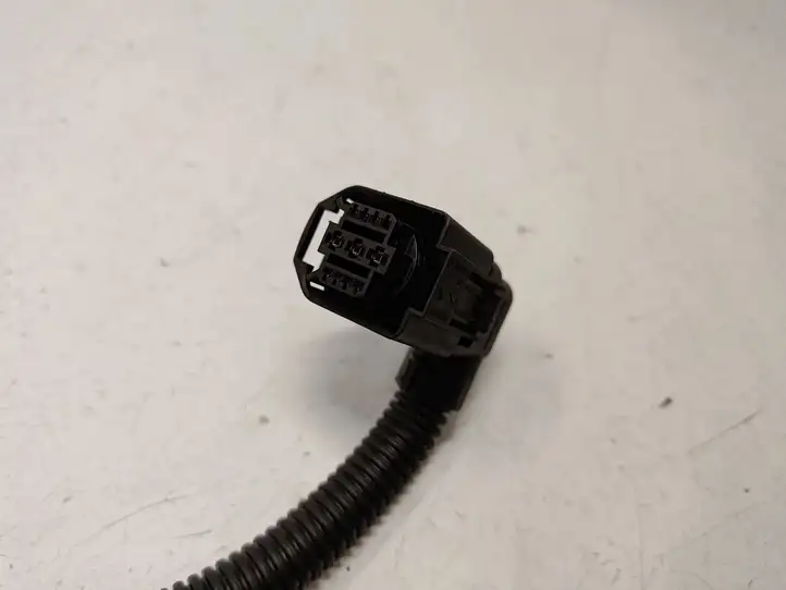 BMW 3 F30 F35 F31 (2012 - 2018) 7619142 Прочая электропроводка — фото 2