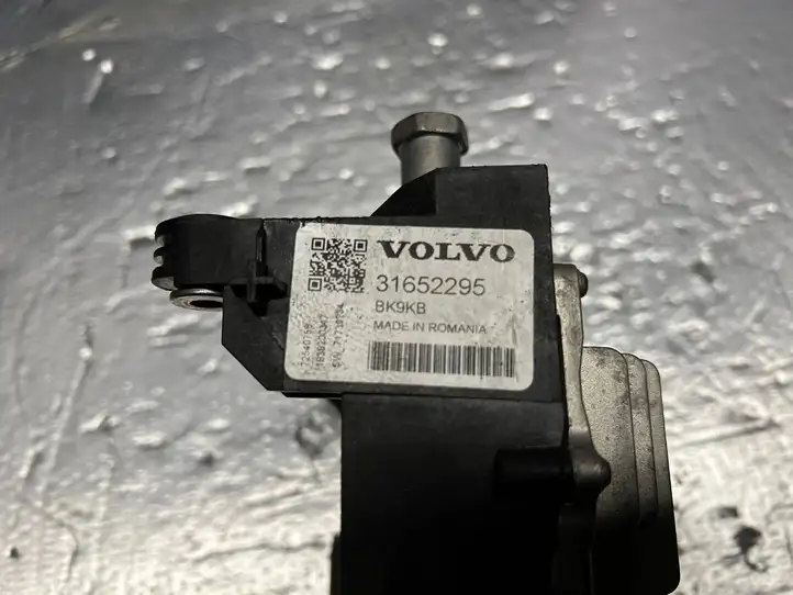 Volvo XC90 (2014 - 2019) 31652295 Блок управления аккумулятором — фото 2