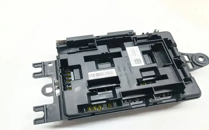 BMW 3 F30 F35 F31 (2012 - 2018) 9337884 Блок предохранителей — фото 3