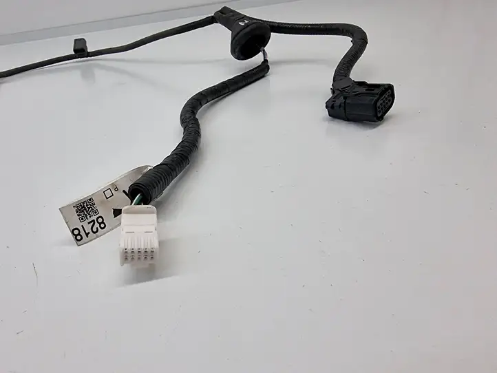 Lexus NX (2021 - ) 8218378050 Прочая электропроводка — фото 2