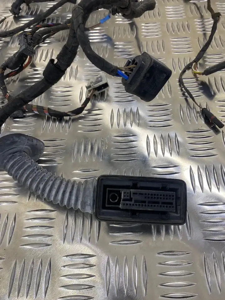 BMW X5 F15 (2013 - 2017) 9323361 Прочая электропроводка — фото 2