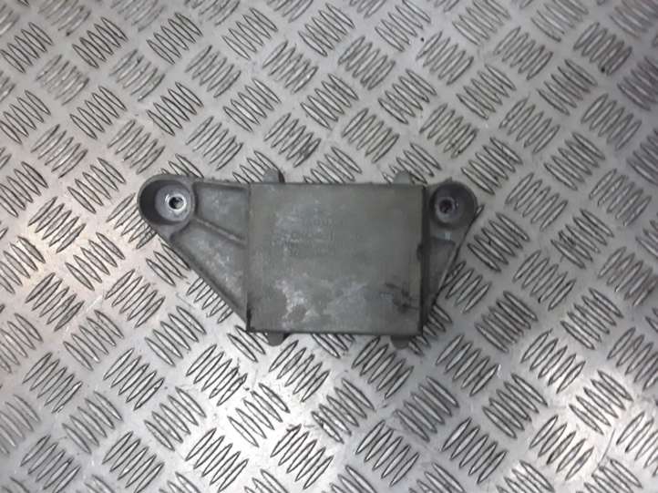 GX734B148CB Land Rover Range Rover Velar Galinio reduktoriaus kronšteinas