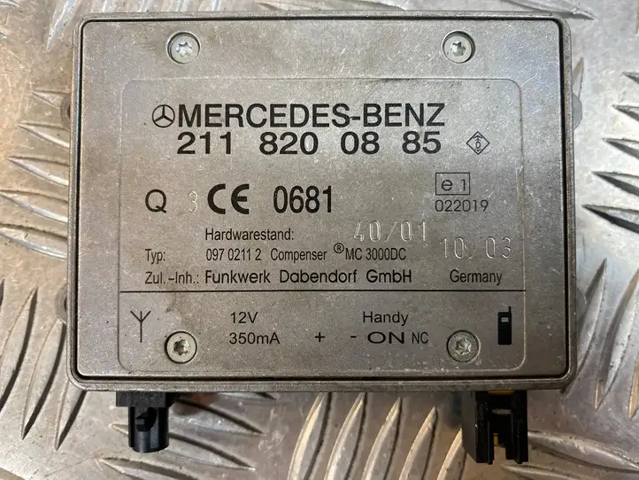 Mercedes-Benz E W211 (2002 - 2009) 2118200885 Блок управления антеннами — фото 4