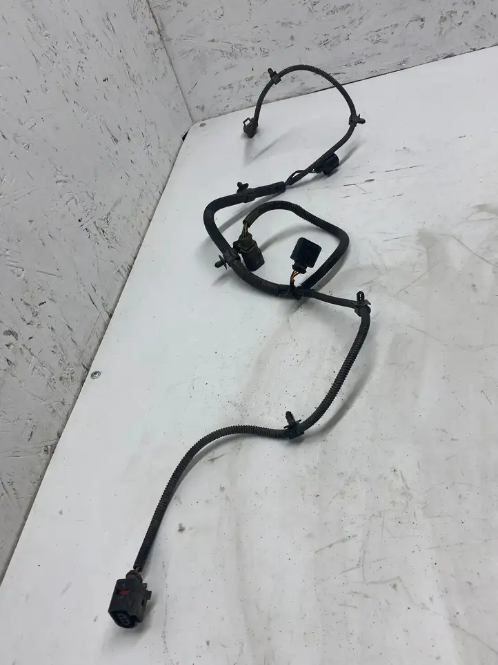 Volkswagen Sharan (2003 - 2010)   Проводка датчиков парковки