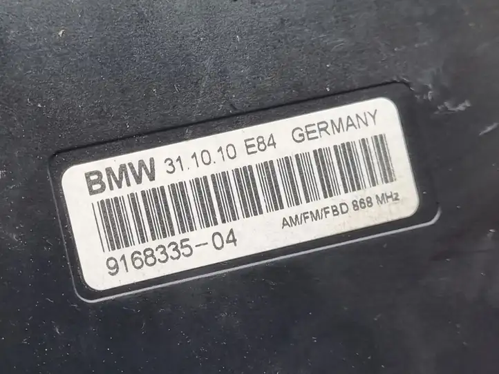 BMW X1 E84 (2009 - 2015) 9168335 Усилитель антенны — фото 3