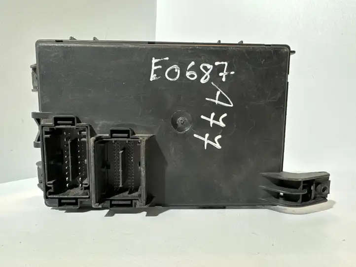 Opel Corsa D (2006 - 2010) 13308950 Блок предохранителей — фото 3