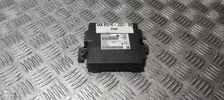 Jeep Grand Cherokee (2010 - 2021) 68343280AD Блок бесключевого доступа — фото 1