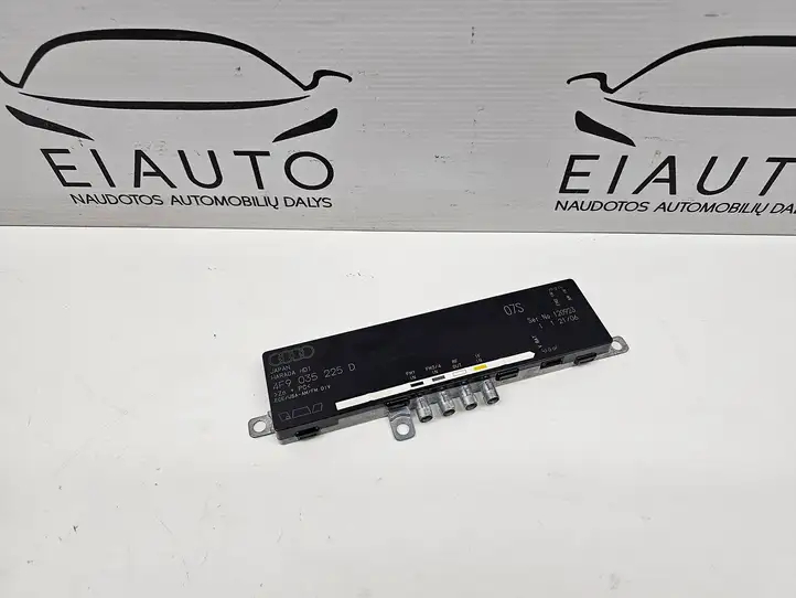 Audi A6 S6 C6 4F (2004 - 2008) 4F9035225D Усилитель антенны — фото 1