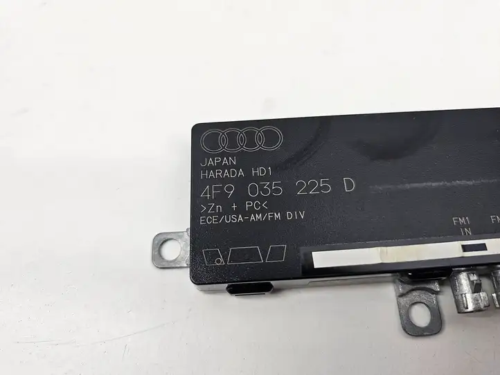 Audi A6 S6 C6 4F (2004 - 2008) 4F9035225D Усилитель антенны — фото 8