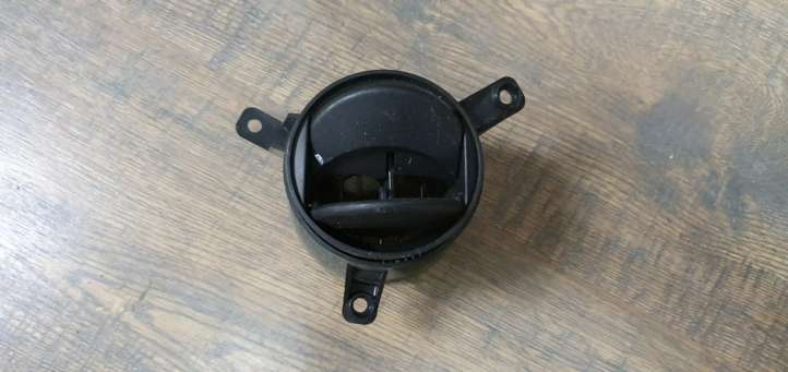 D65164930 Mazda 2 Salono oro mazgo plastikinis korpusas