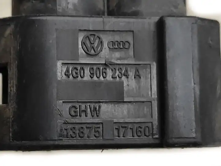 MAN TGE 1 Gen (2003 - 2020)  7C2971111A Другой проводник