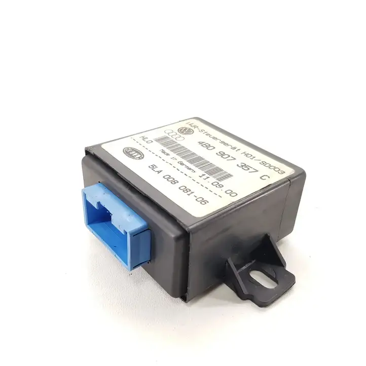 Audi A4 (2000 - 2006)  5LA00808106 Модуль фонарей