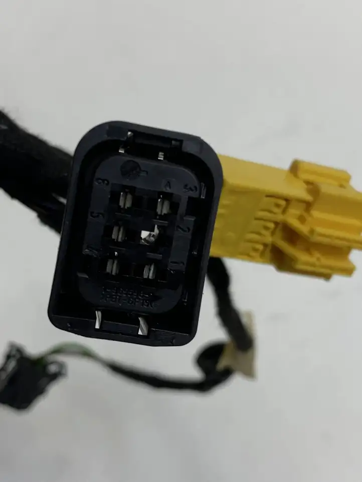 Mercedes-Benz E A207 (2010 - 2017)  A2075405405 Проводка передних дверей