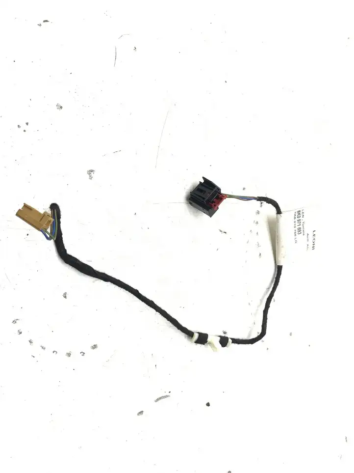 Audi A4 S4 B8 8K (2007 - 2011) 8K0971693 Прочая электропроводка — фото 1
