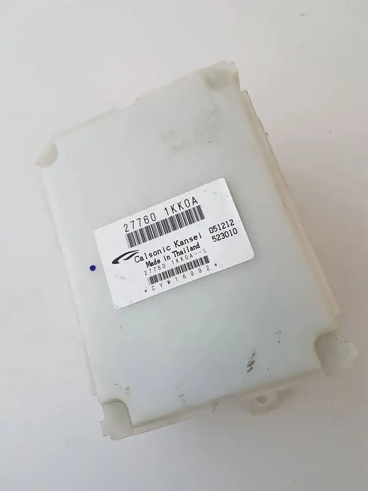 Nissan Juke I F15 (2010 - 2018) 277601KK0A Блок управления кондиционером — фото 1