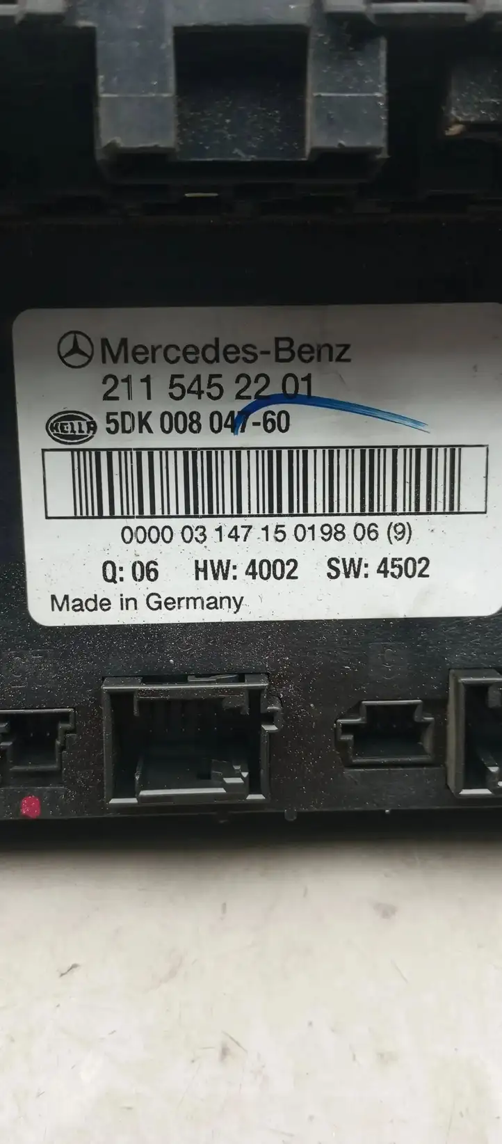 Mercedes-Benz E W211 (2002 - 2009) 2115452201 Блок предохранителей — фото 4