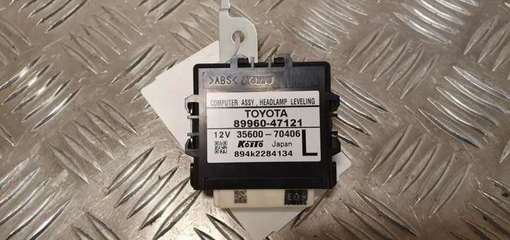 8996047121 Toyota Prius+ (ZVW40) Žibinto blokelis/ (xenon blokelis)