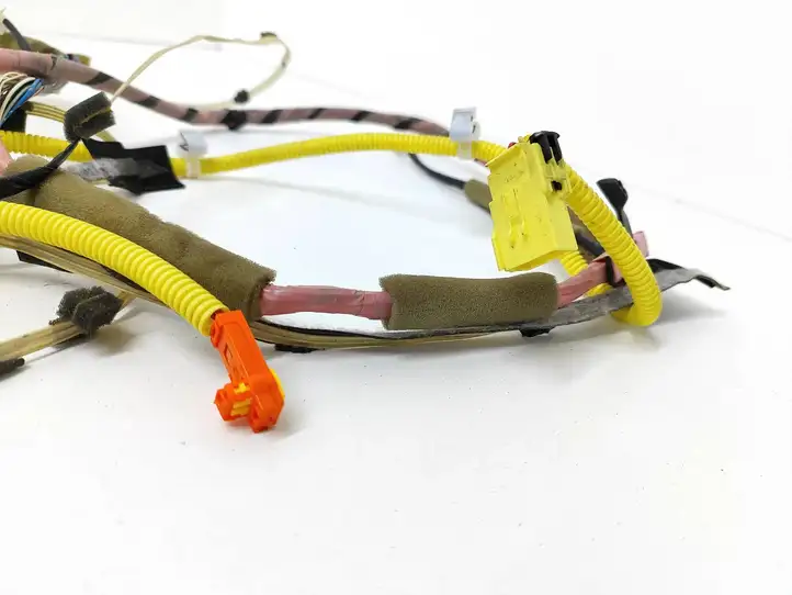 Toyota Land Cruiser (J120) (2002 - 2009) 82171 Прочая электропроводка — фото 4