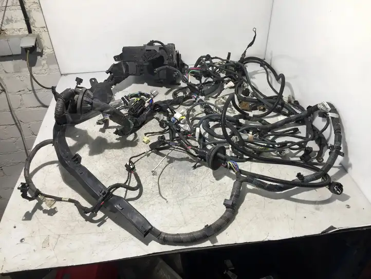 Toyota Auris E180 (2012 - 2018) VFM11F41Z16 Проводка двигателя — фото 1