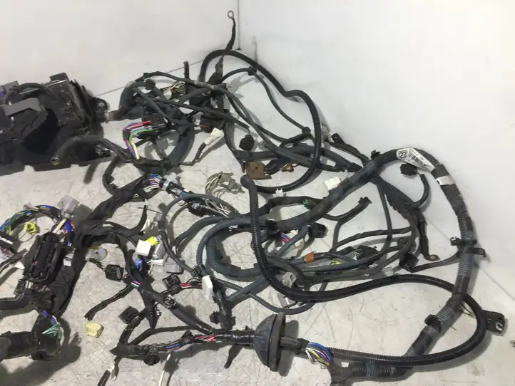 Toyota Auris E180 (2012 - 2018) VFM11F41Z16 Проводка двигателя — фото 9