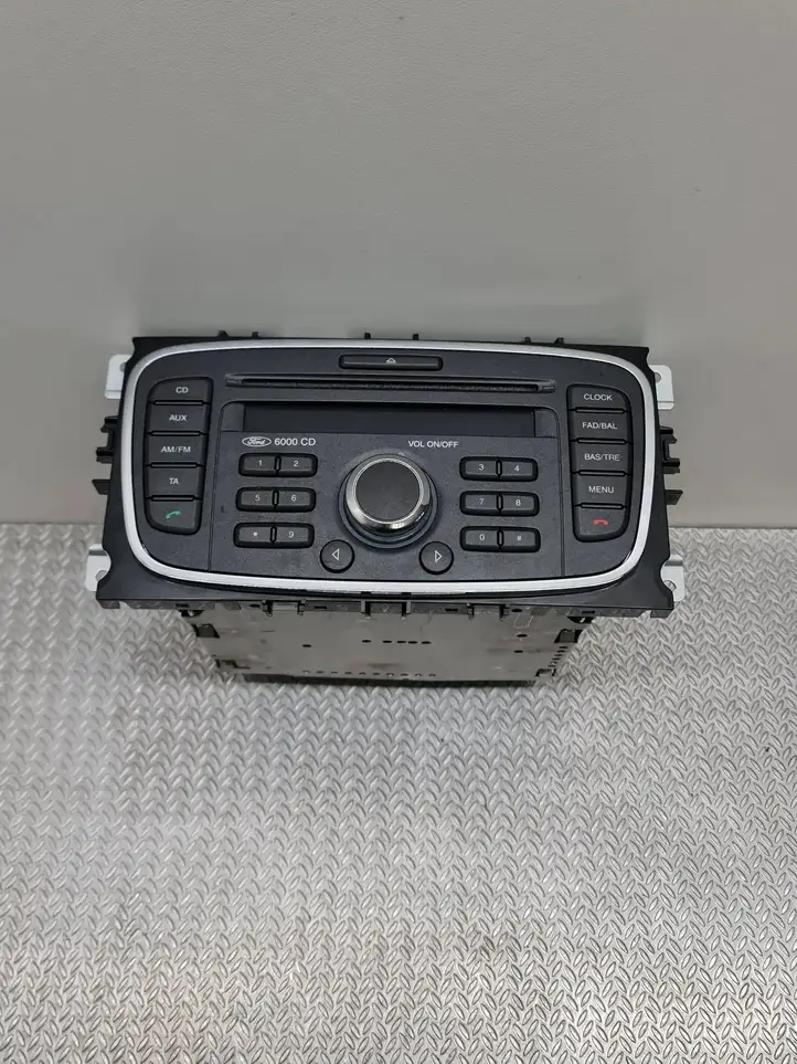 Ford Focus (2011 - 2015) 7M5T18C815BC Магнитола / мультимедийная система — фото 1