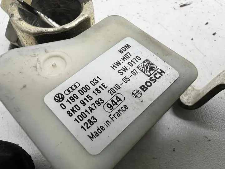 Audi A4 S4 B8 8K (2007 - 2011) 8K0915181E Минусовой провод аккумулятора — фото 4