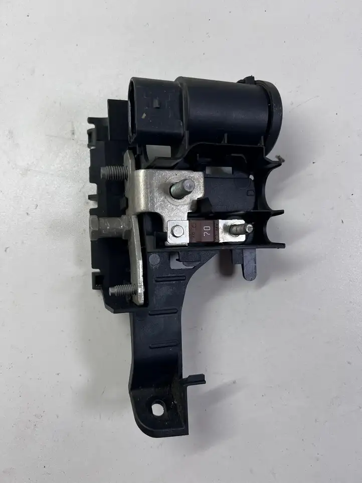 Audi A4 S4 B9 (2015 - 2019) 8W0941823E Плюсовой провод аккумулятора — фото 2