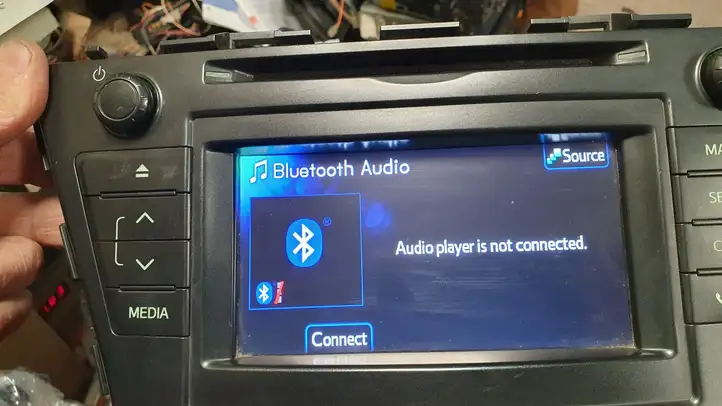 Toyota Prius+ (ZVW40) (2011 - 2018)  8614047150 Радио/ проигрыватель CD/DVD / навигация